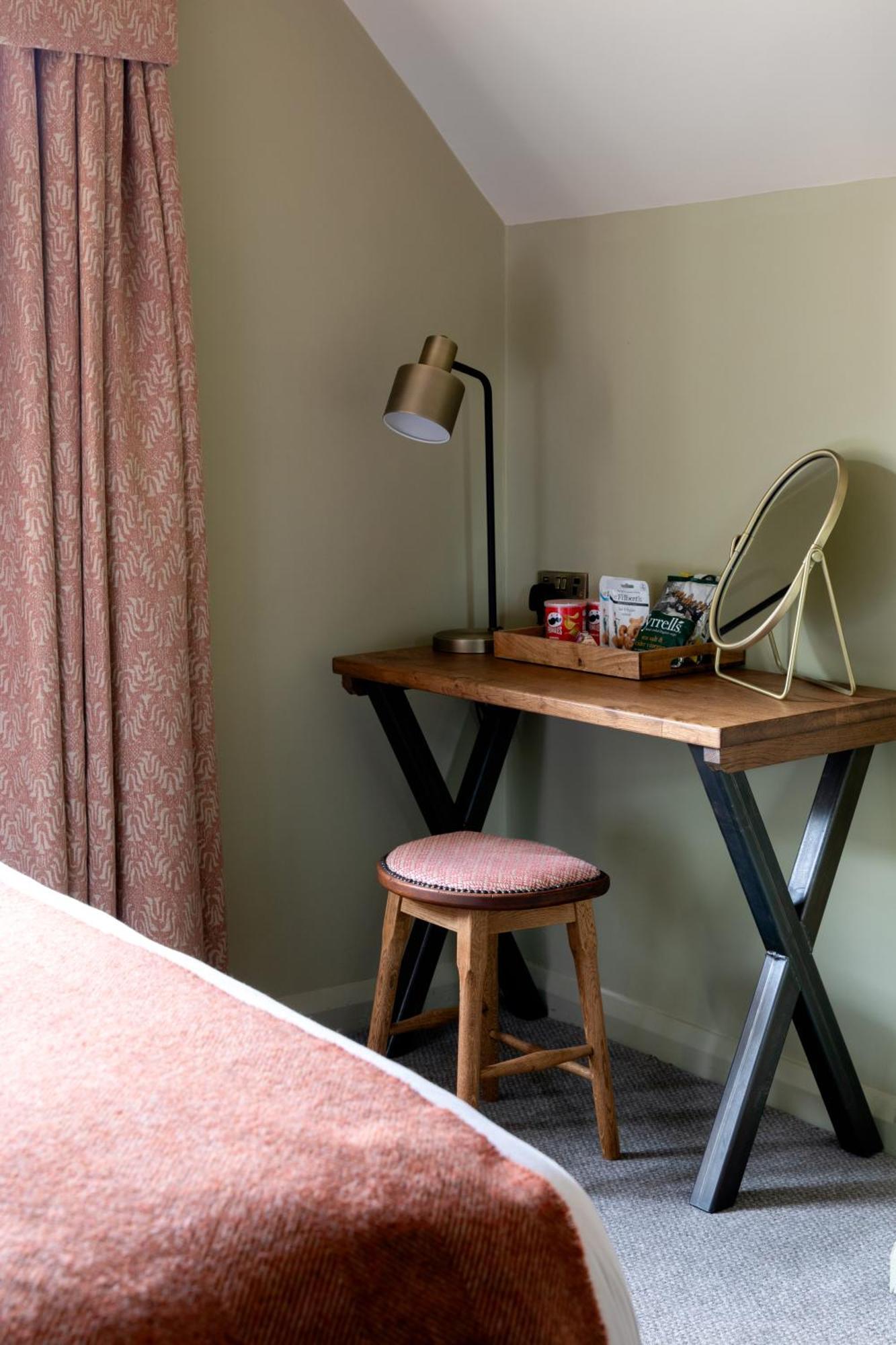 Hotel The Carnarvon Arms Newbury  Zewnętrze zdjęcie