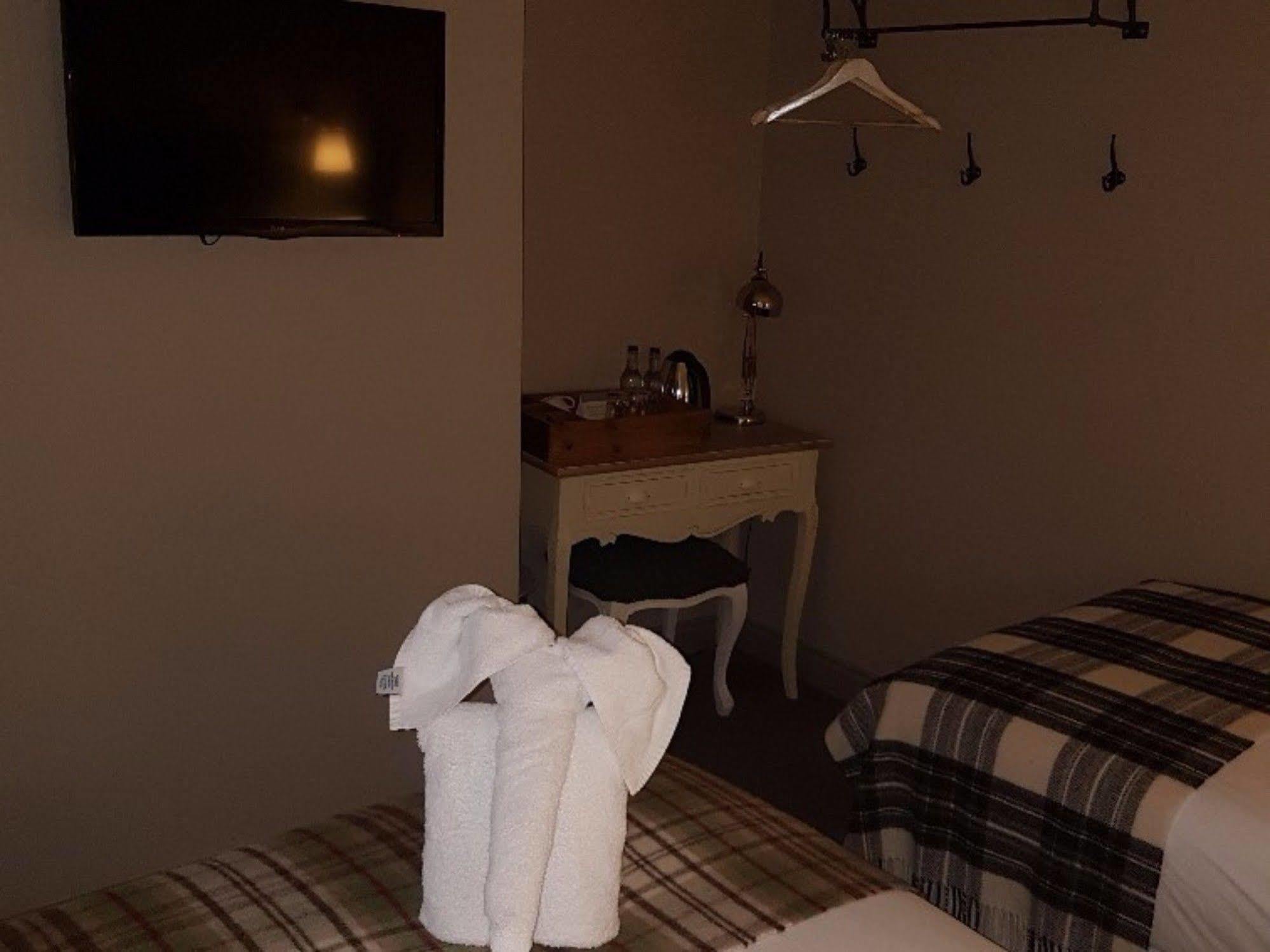Hotel The Carnarvon Arms Newbury  Zewnętrze zdjęcie