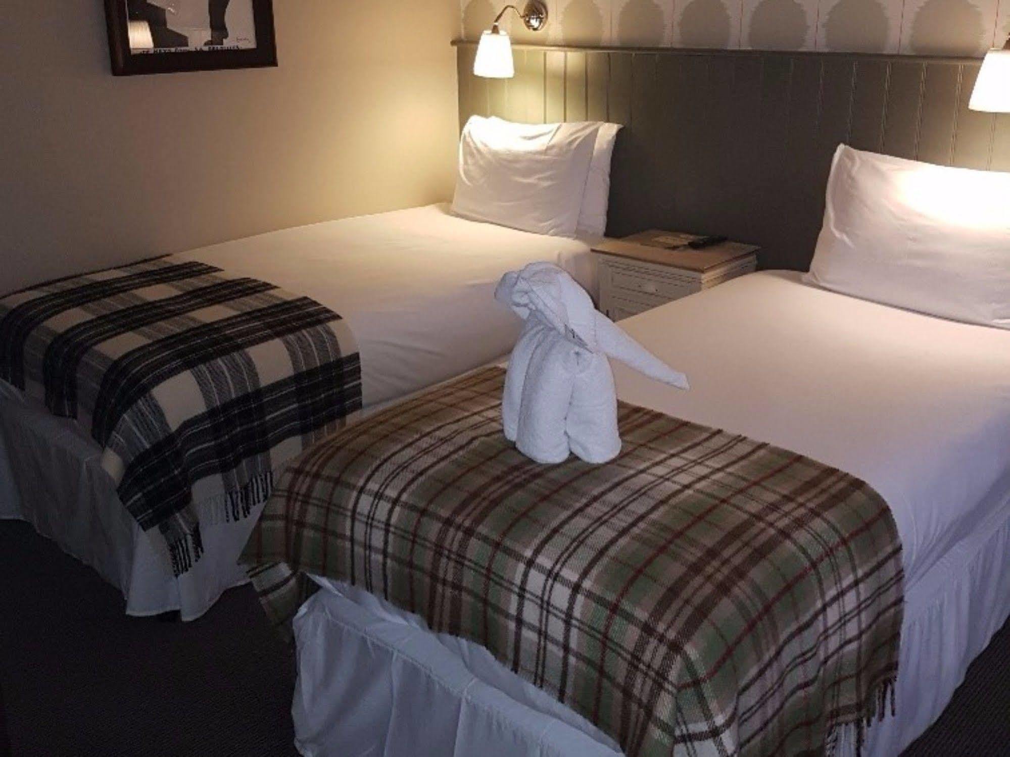 Hotel The Carnarvon Arms Newbury  Zewnętrze zdjęcie